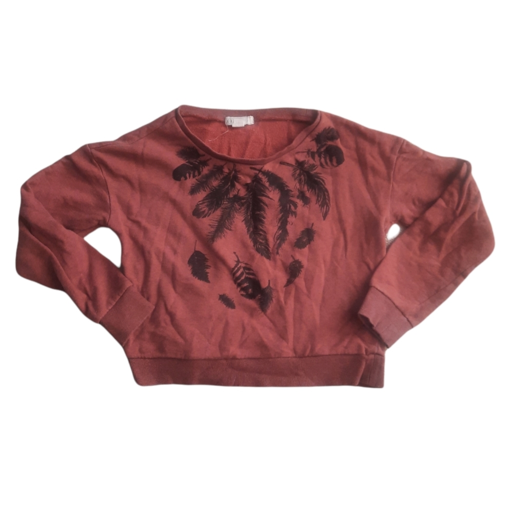 Cropped‎ sweater